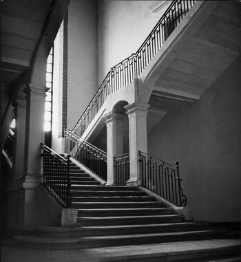 Hôtel-Dieu, bâtiment Garonne - hall d'entrée, années 1960