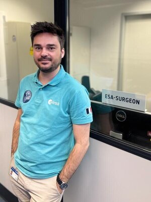 ESA surgeon